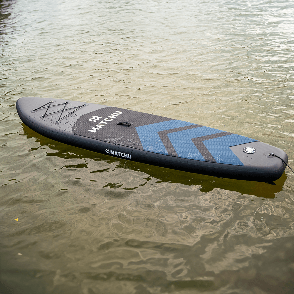 tabla-paddle-surf-aqua-camo-en-el-agua